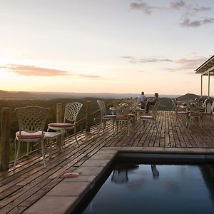 River Crossing Lodge